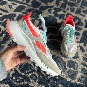 Reebok Women’s Classic Leather Legacy 'White Orange Flare' sneakers Sz 8 FY7435